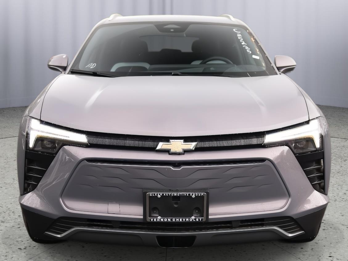 2025 Chevrolet Blazer EV photo 2