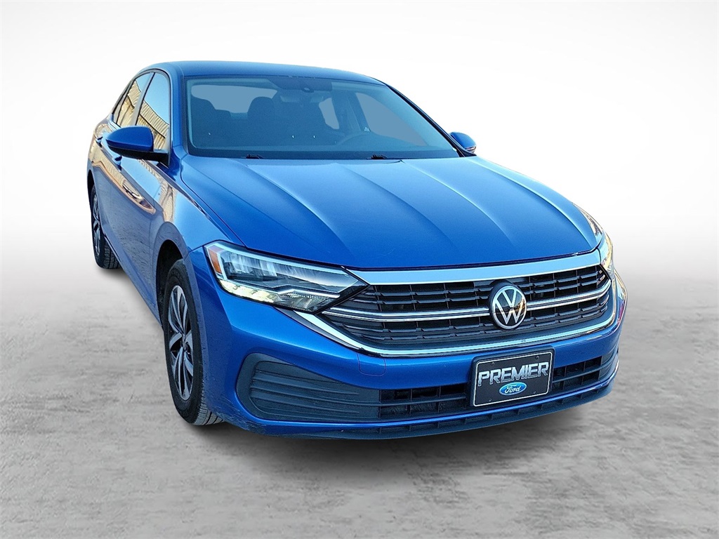 Used 2023 Volkswagen Jetta S with VIN 3VW5M7BU8PM017457 for sale in Lamesa, TX