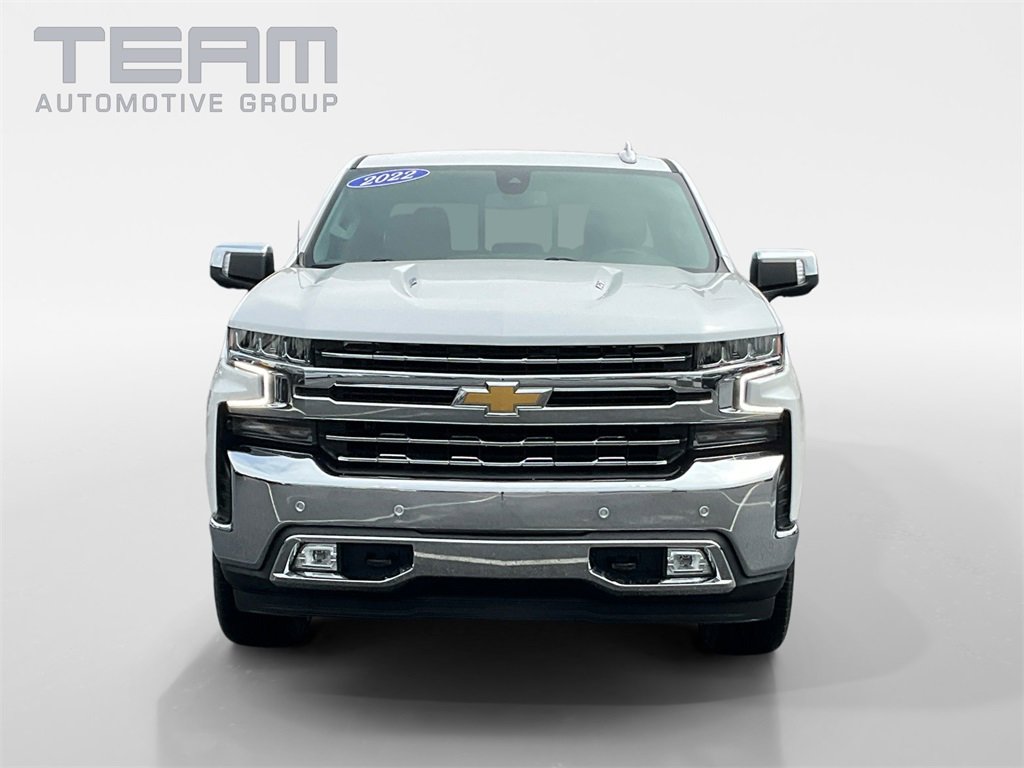 2022 Chevrolet Silverado 1500 LTZ photo 2