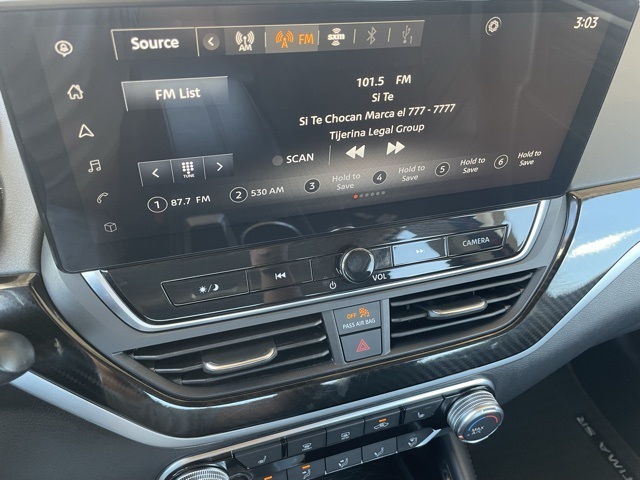 2023 Nissan Altima 2.5 SR photo 12
