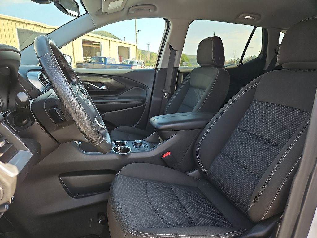 2024 Gmc Terrain SLE photo 19