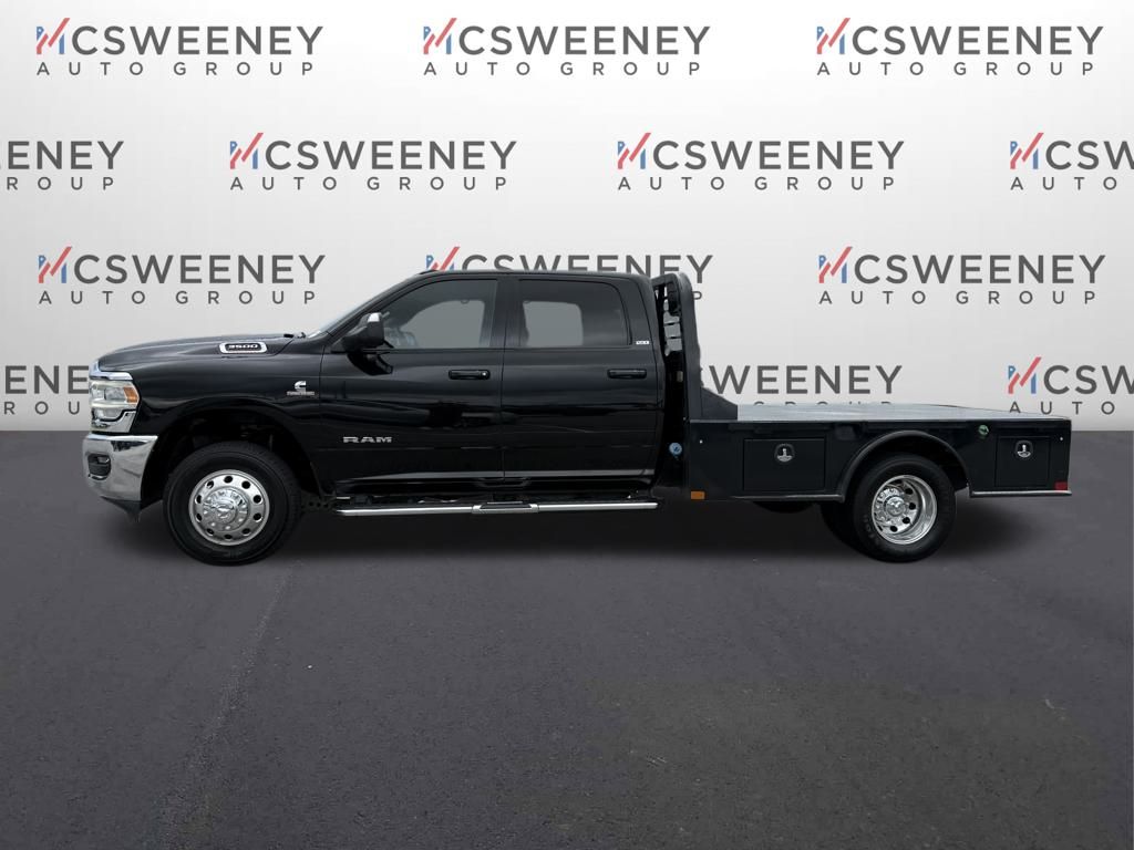 2020 Ram 3500 SLT photo 2