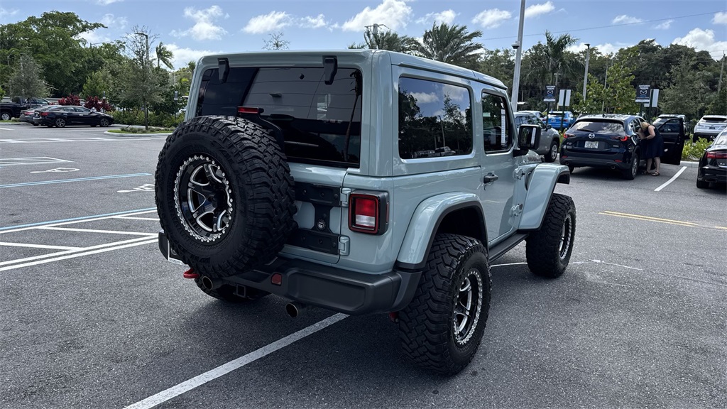 2023 Jeep Wrangler Two-Door Rubicon photo 2