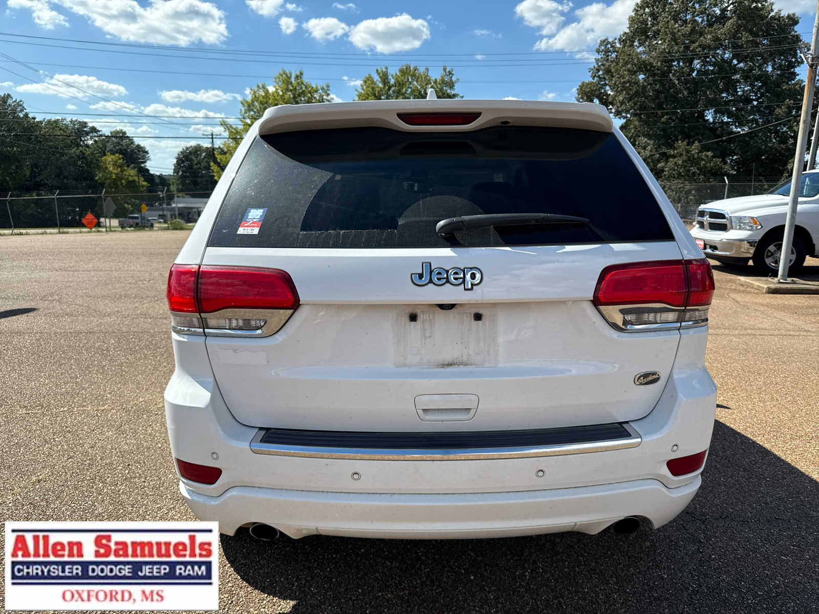 2021 Jeep Grand Cherokee Overland photo 3