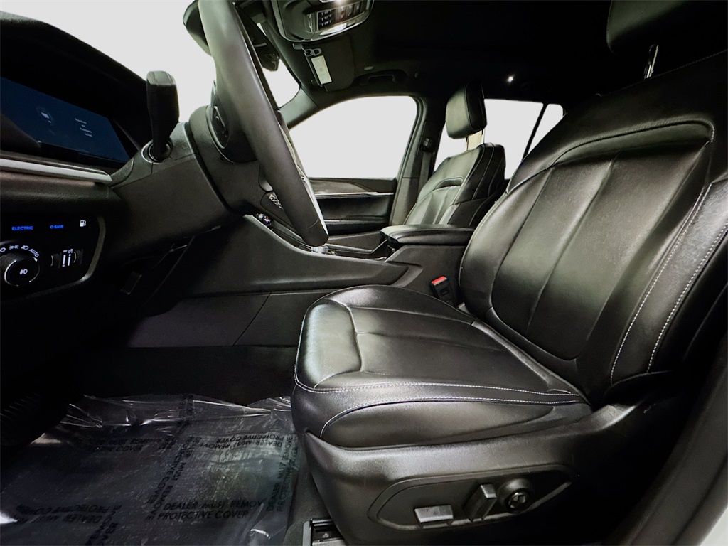 2024 Jeep Cherokee Limited 4xe photo 5