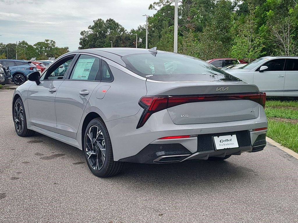 2026 Kia K5 GT-Line photo 7