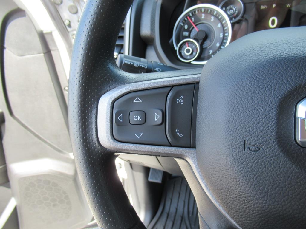 2024 Ram 2500 Tradesman photo 16