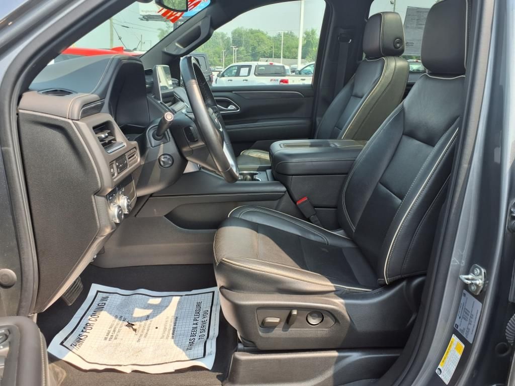 2021 GMC YUKON XL - Image 9