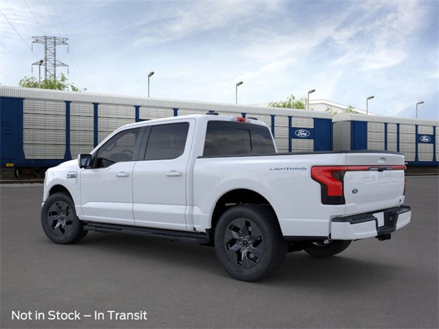 2025 Ford F-150 Lariat Lightning photo 4