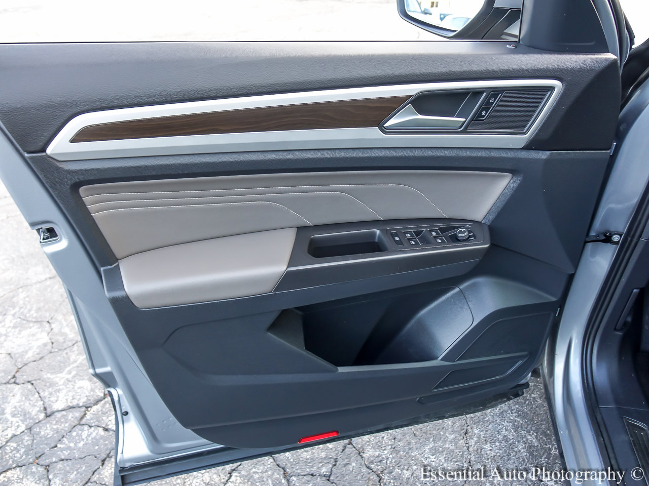 2022 VOLKSWAGEN ATLAS - Image 19