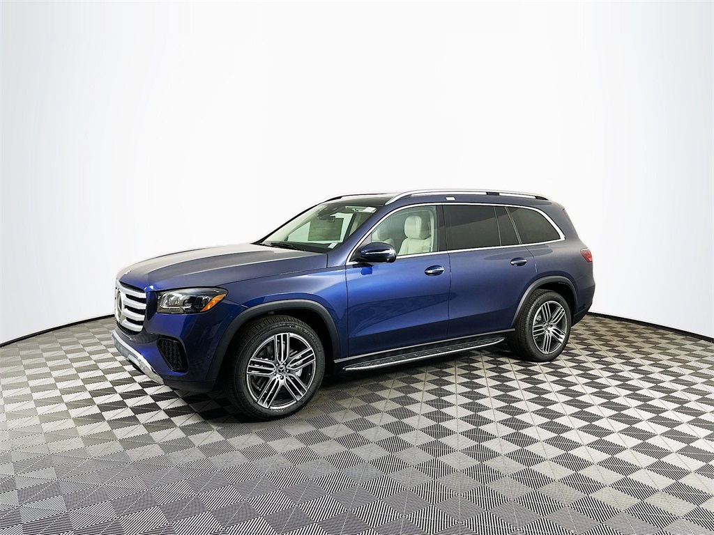 2026 Mercedes Benz GLS 450 4MATIC photo 2