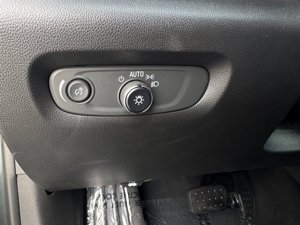 2023 Chevrolet Traverse Cloth photo 10