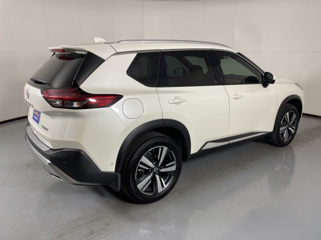 2022 Nissan Rogue Platinum photo 7