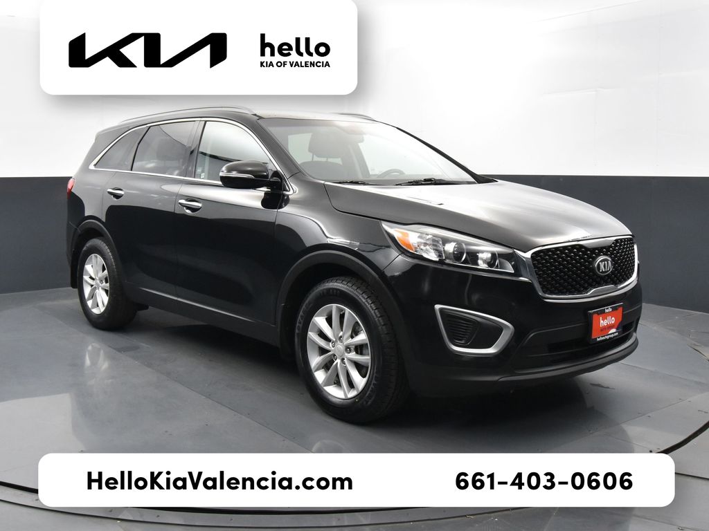 2017 Kia Sorento LX's photo