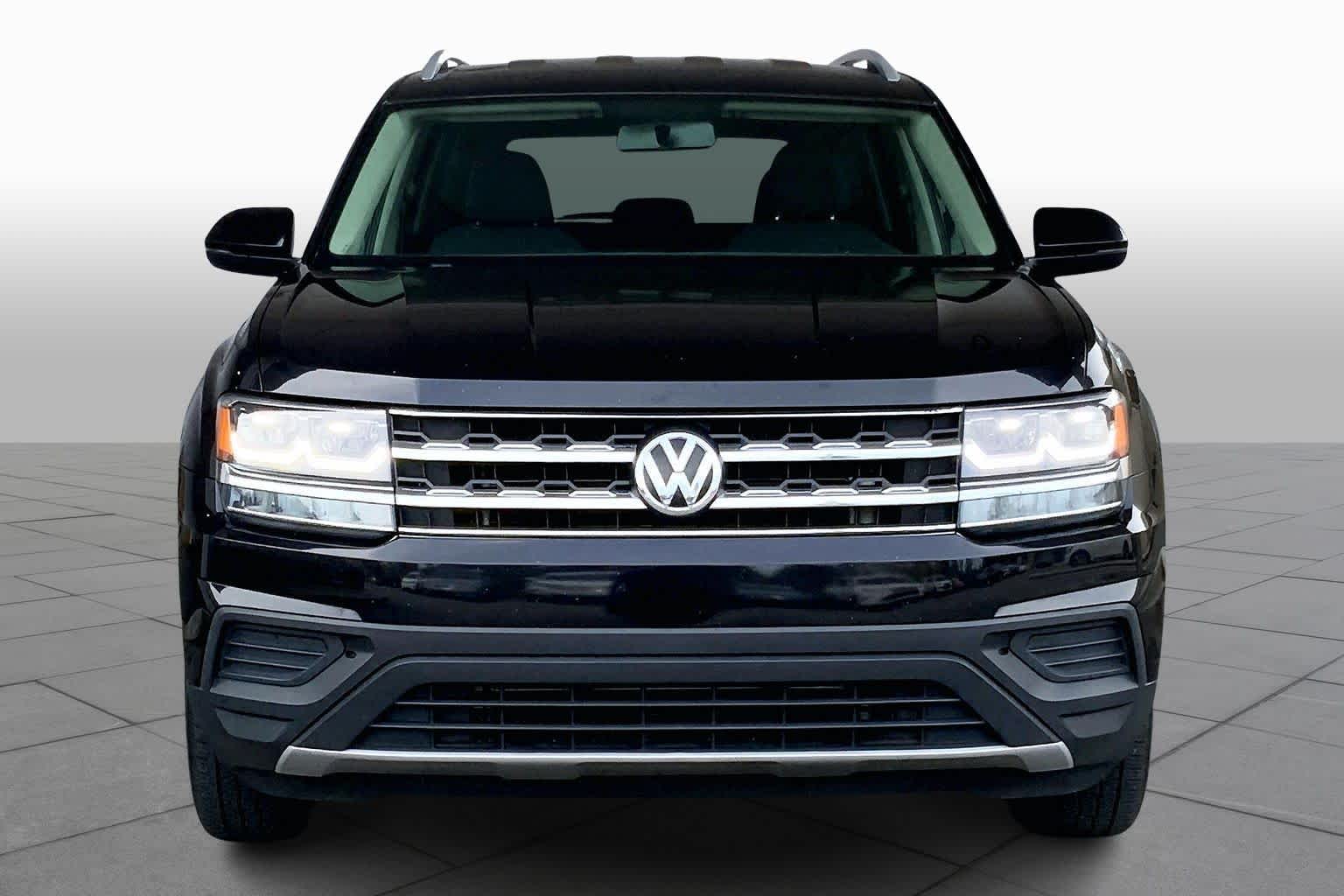 2018 Volkswagen Atlas S photo 3