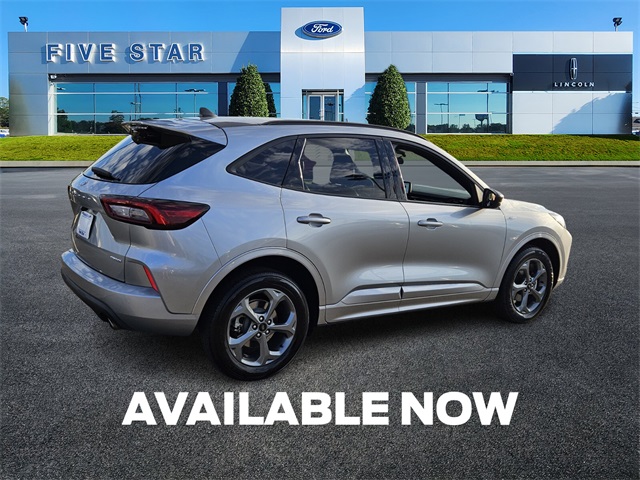 2023 Ford Escape ST-Line photo 9