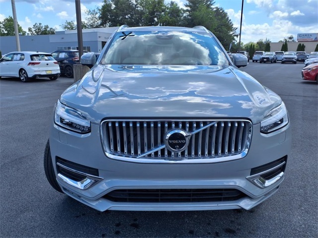 2024 Volvo XC90 Plus photo 19