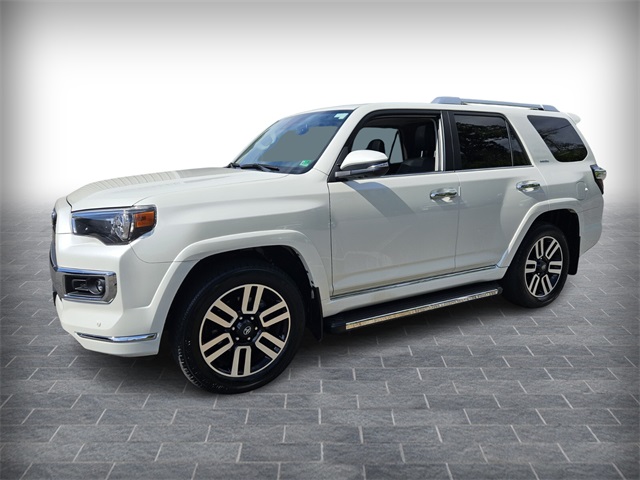 2022 Toyota 4Runner Limited photo 2