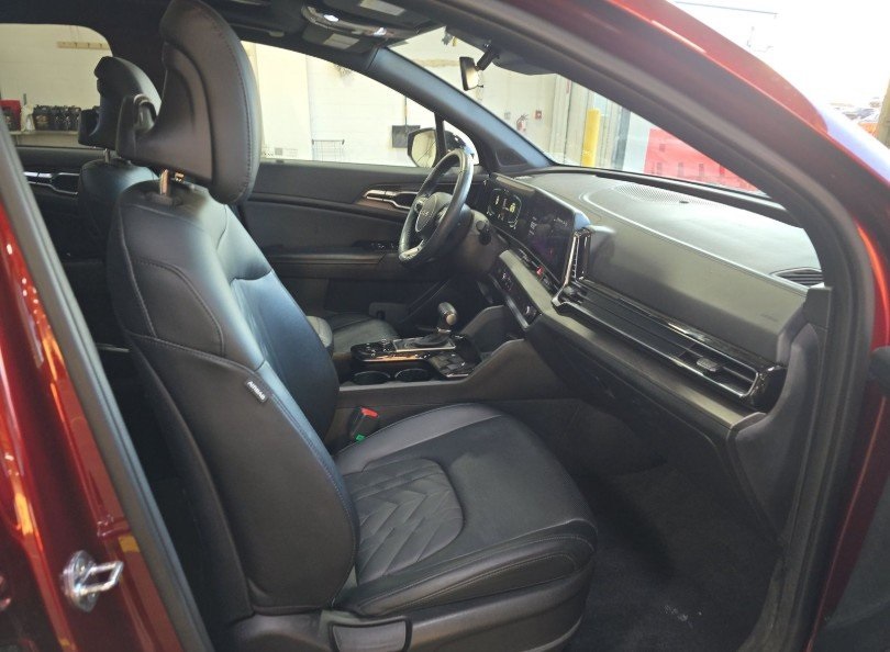 2023 Kia Sportage X-Line photo 5