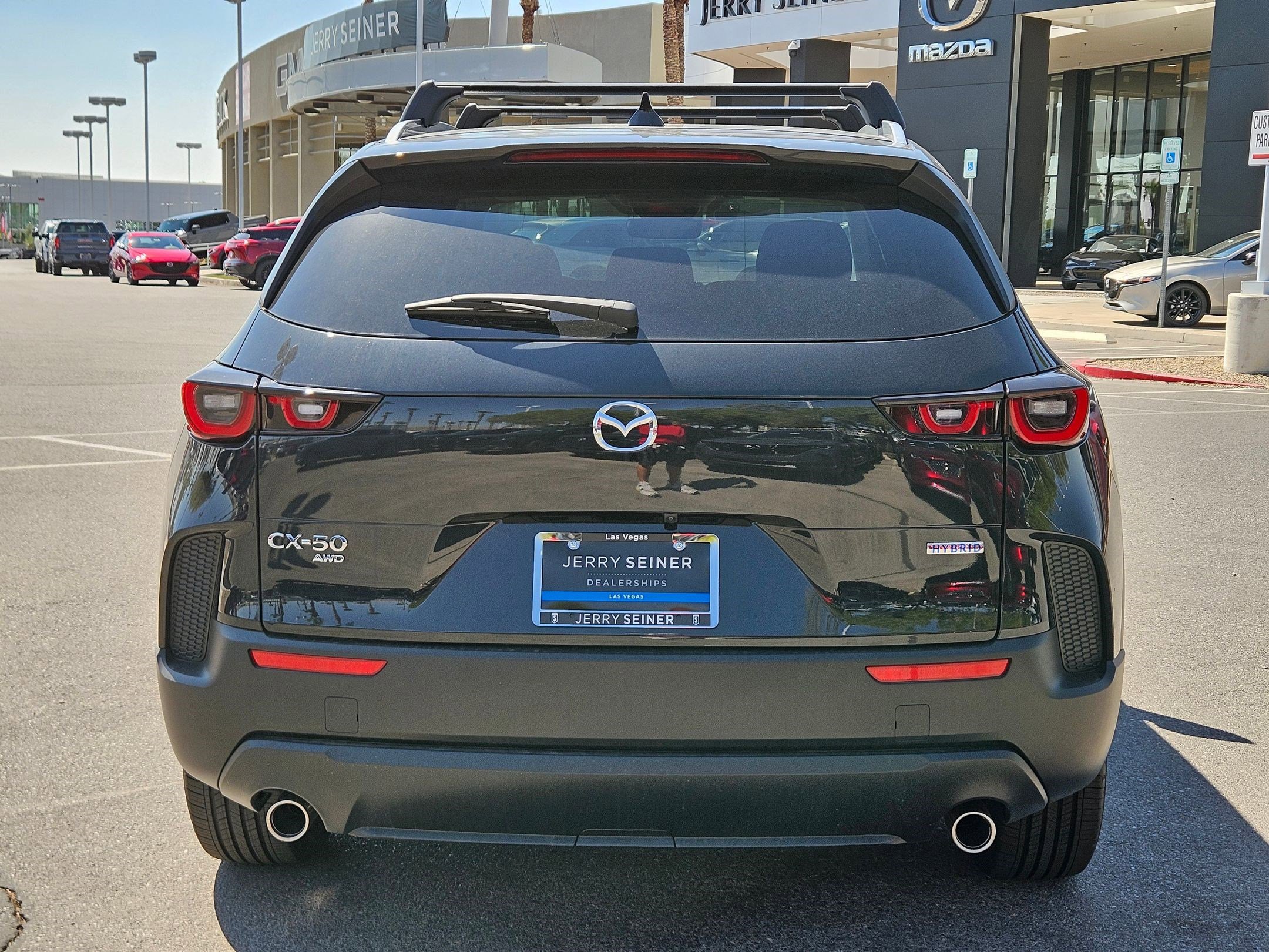 2025 Mazda CX-50 Premium Plus photo 2