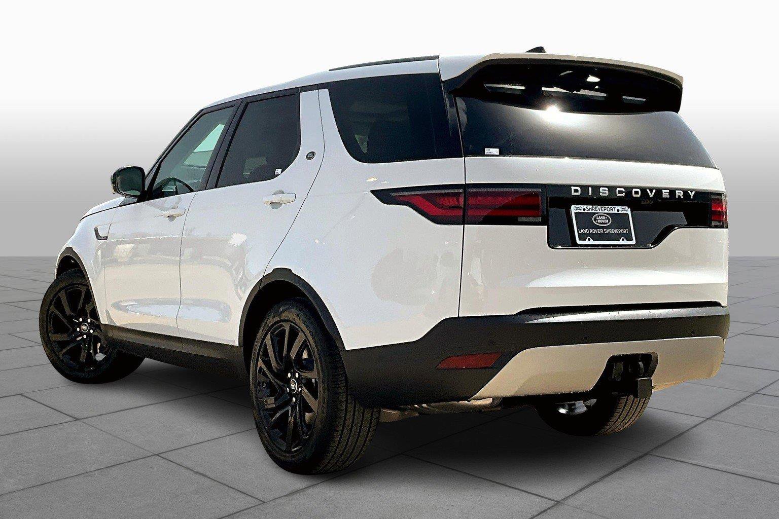 2025 Land Rover Discovery S photo 10
