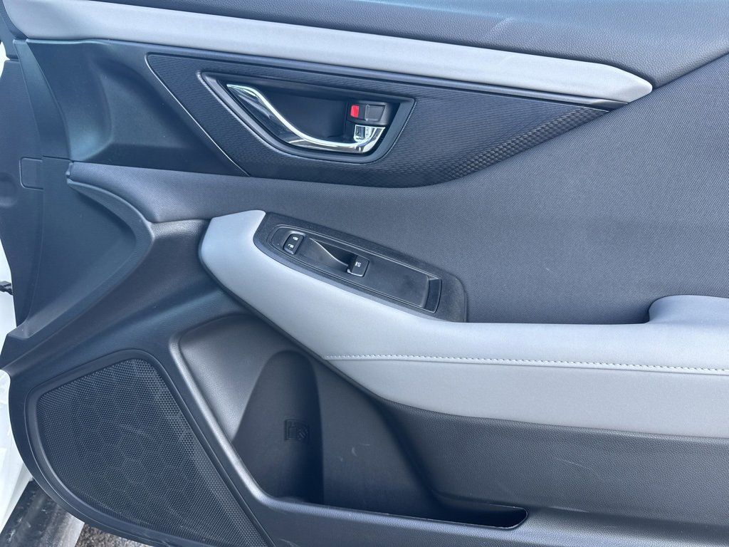 2025 SUBARU OUTBACK - Image 7