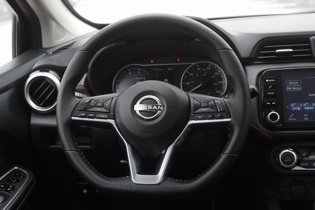 2025 Nissan Versa SR photo 19