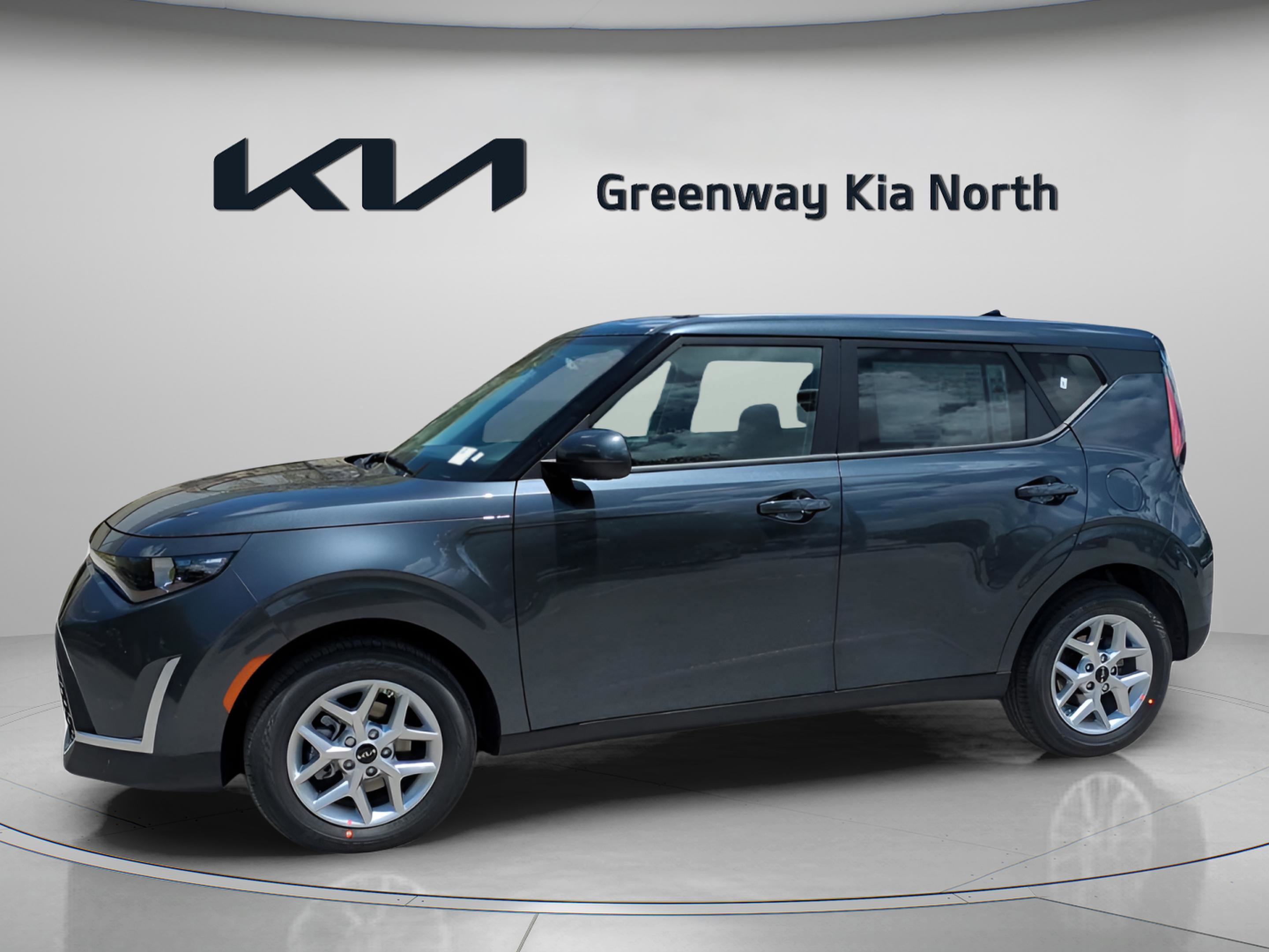 2025 Kia Soul LX photo 4