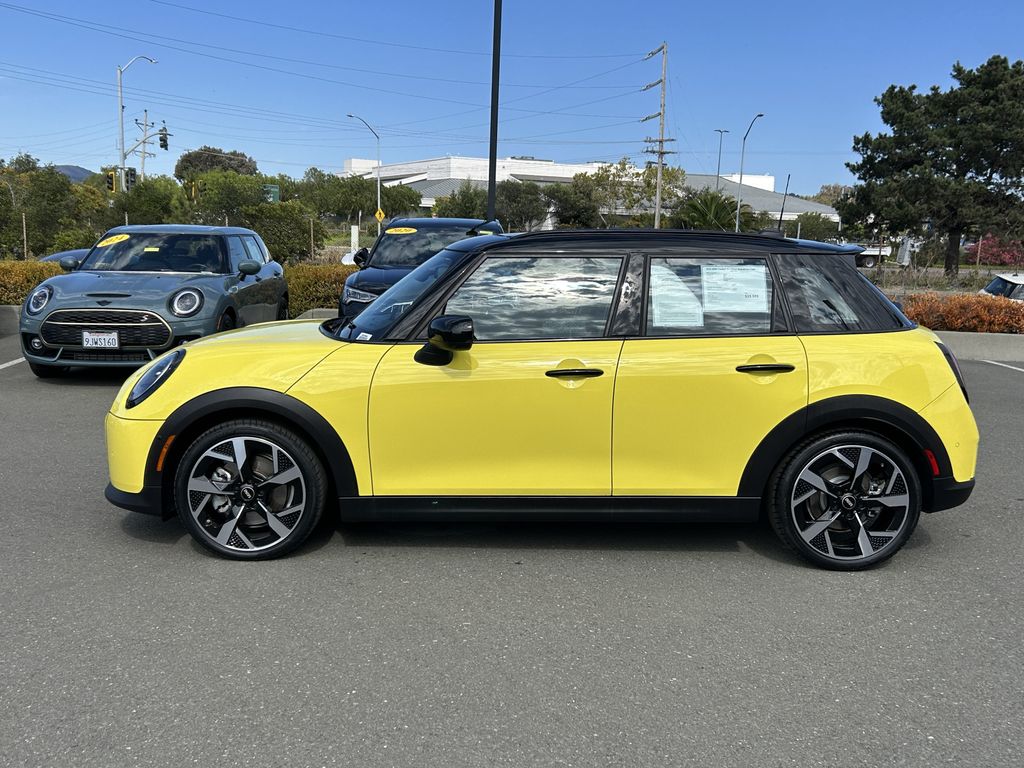 2025 Mini Countryman S ALL4 photo 2