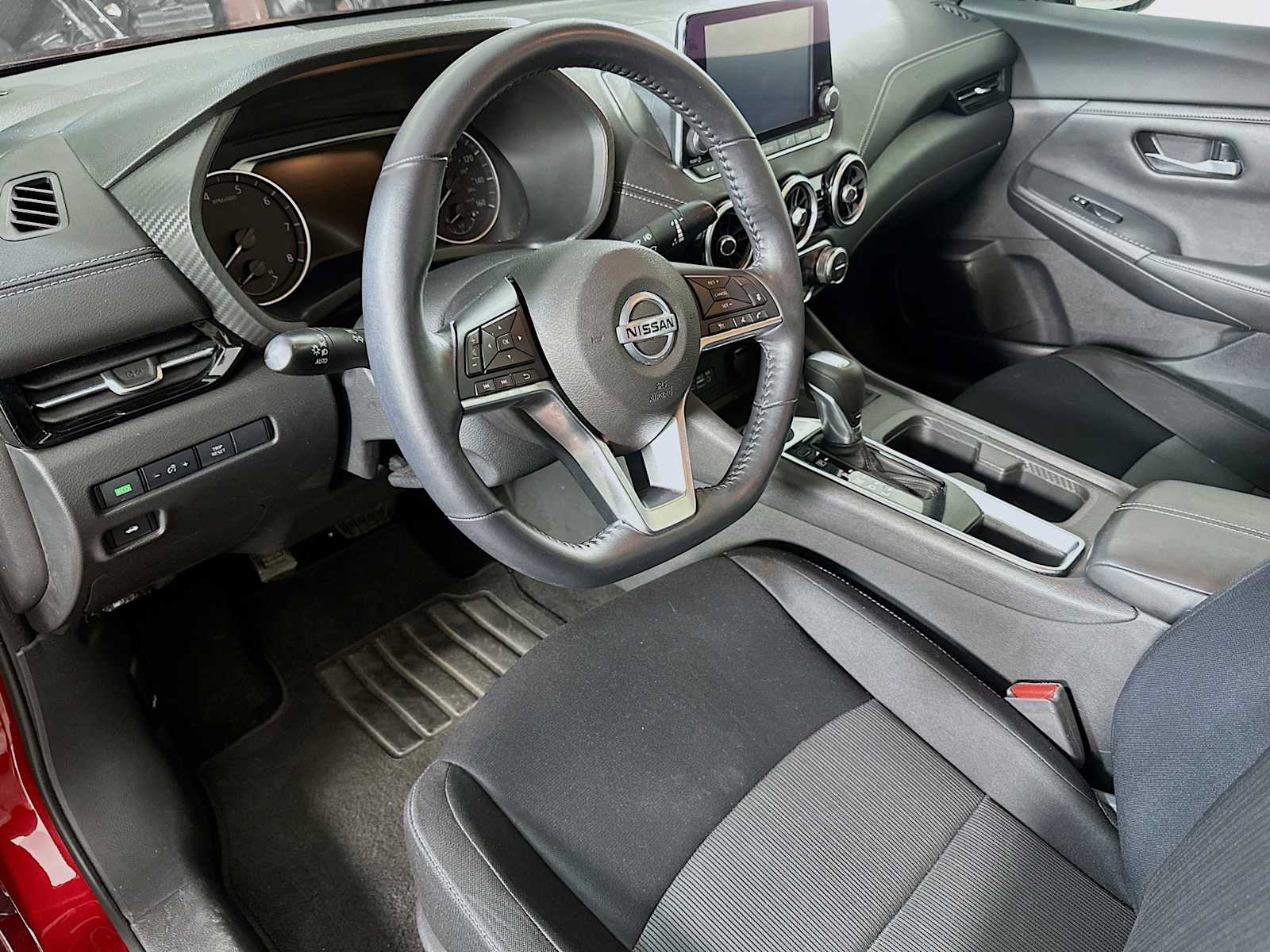 2020 Nissan Sentra SV photo 7