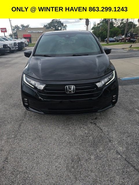 2023 Honda Odyssey Sport photo 3