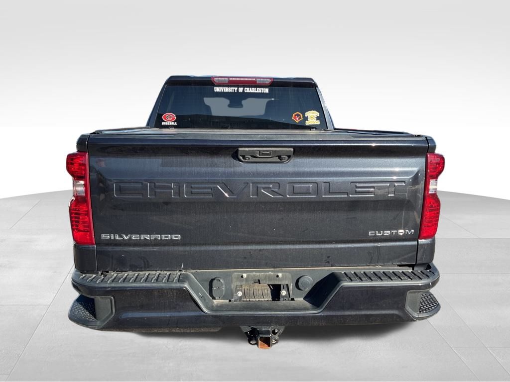 2022 Chevrolet Silverado 1500 Custom photo 4