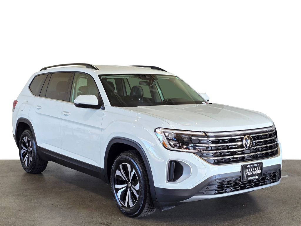 2024 Volkswagen Atlas SE photo 3