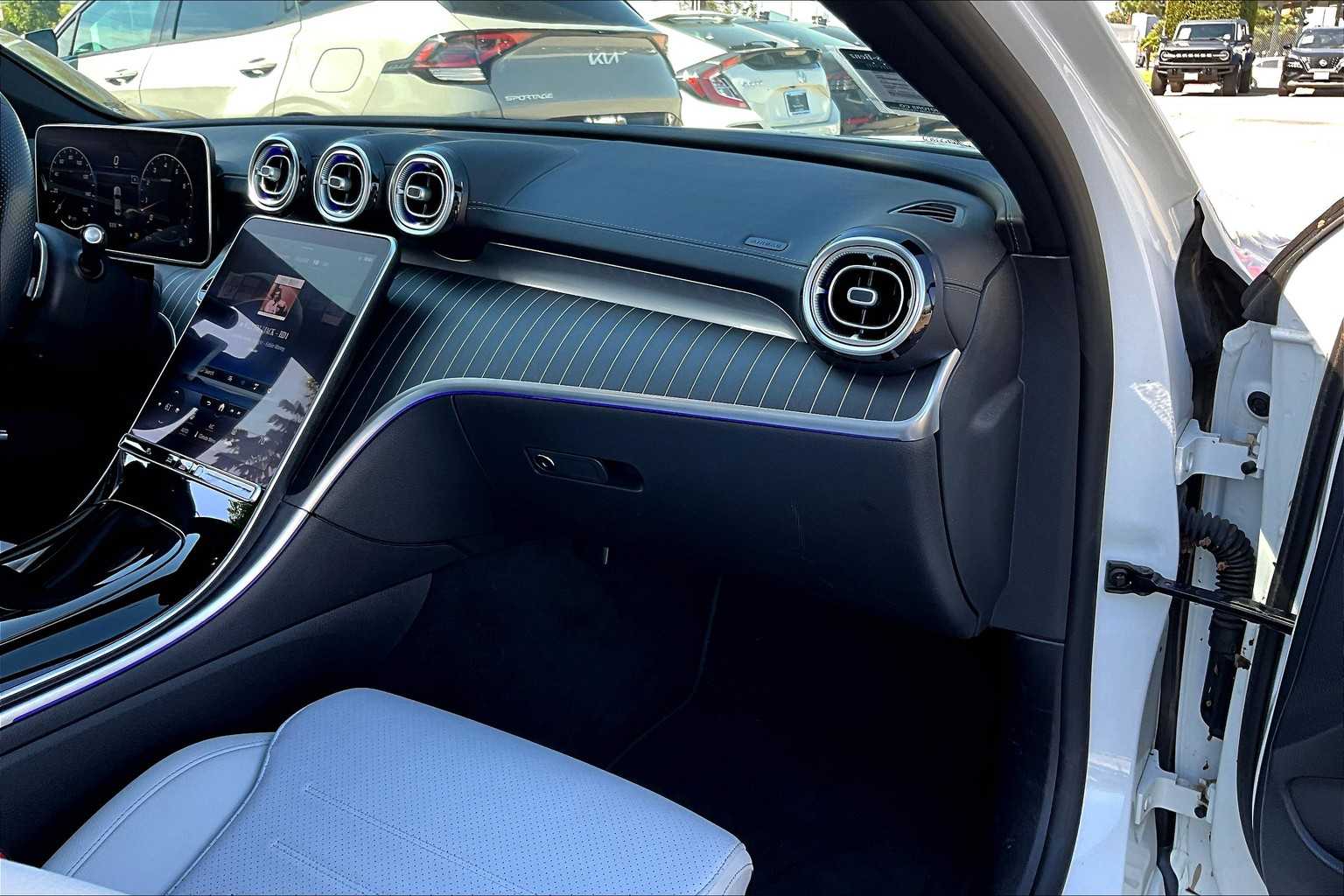2023 Mercedes Benz C 300 photo 18