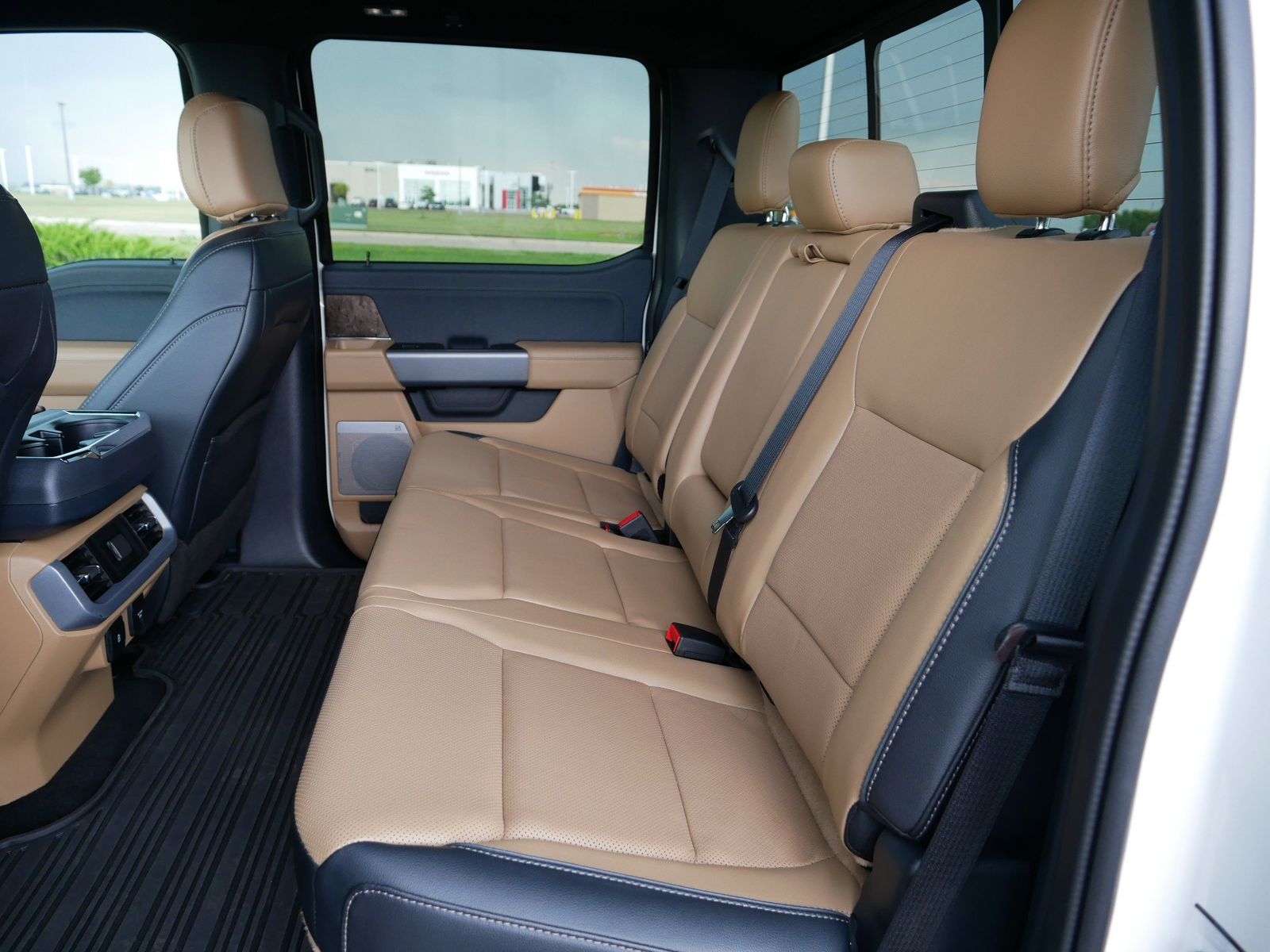 2023 Ford F-150 Lariat photo 13