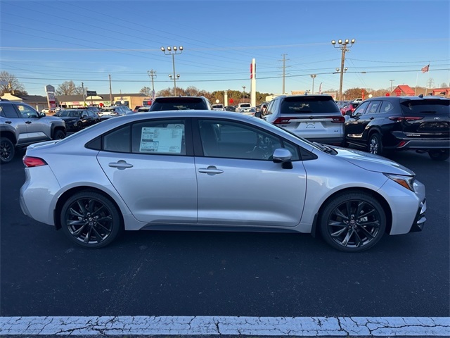 2026 Toyota Corolla SE photo 2