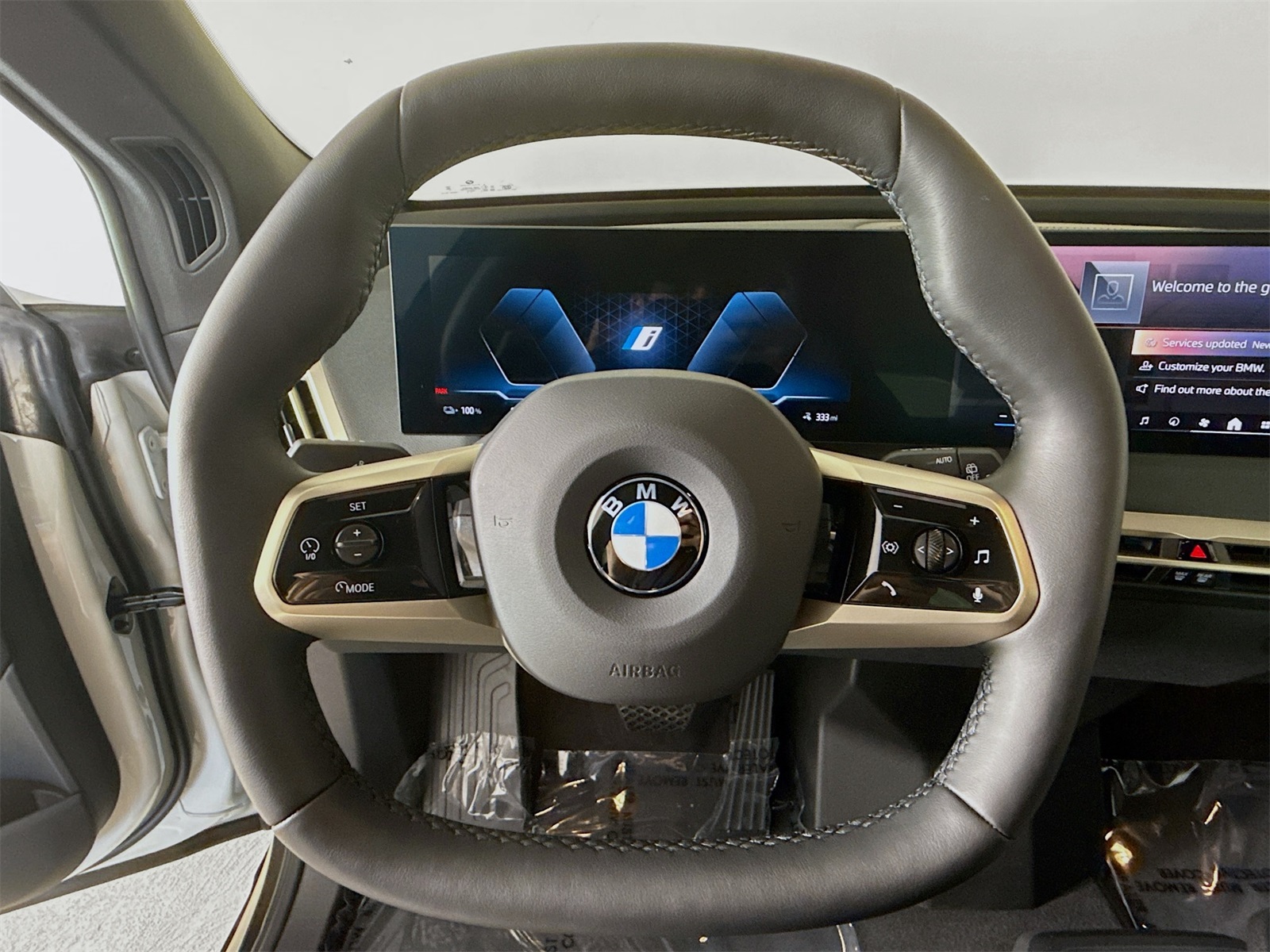 2026 Bmw iX photo 11
