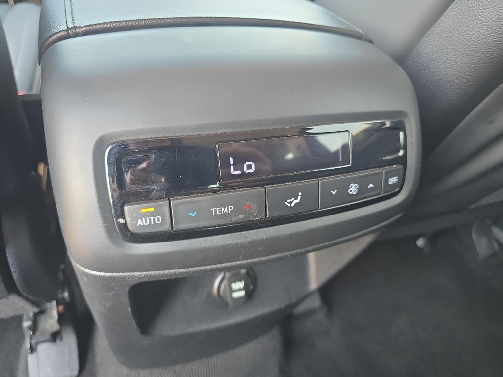 2024 Hyundai Palisade SEL photo 17