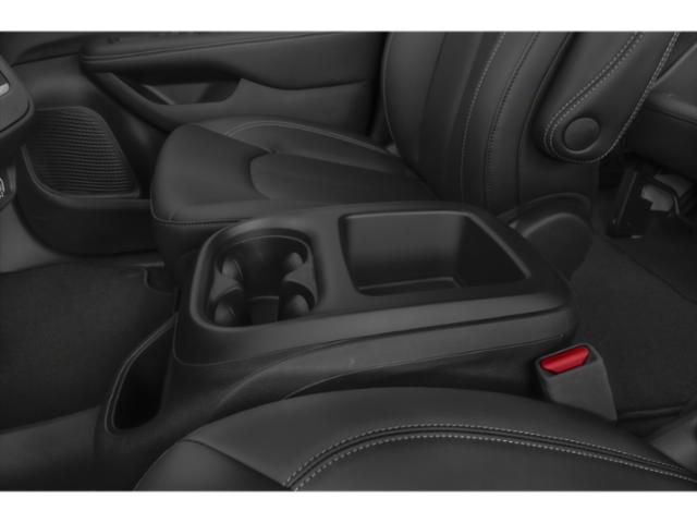 2026 Chrysler Pacifica Limited photo 11