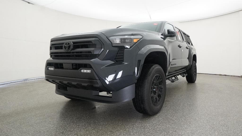 2025 Toyota Tacoma SR5 4x4 Double Cab photo 4