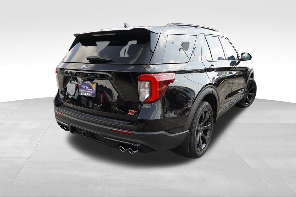 2023 Ford Explorer ST photo 2