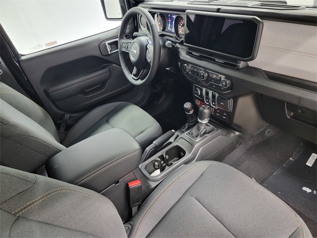 2025 Jeep Wrangler Willys photo 17