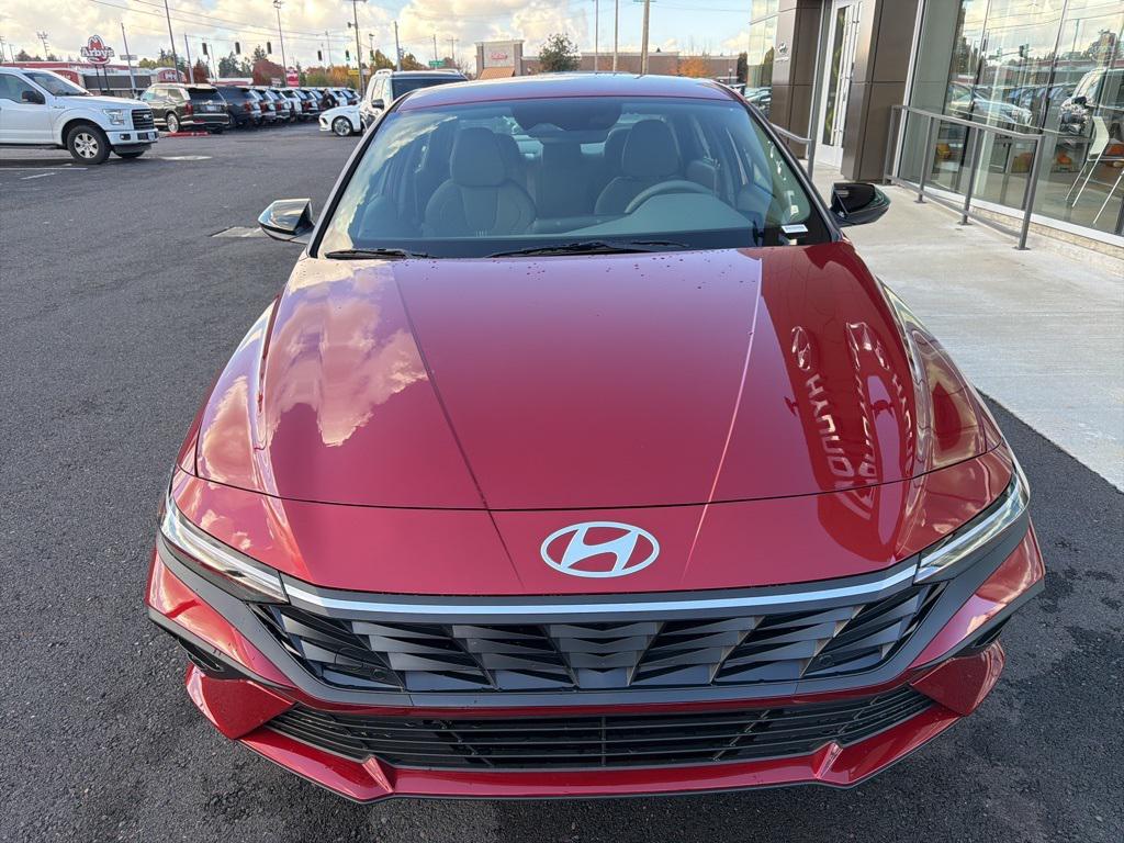 2026 Hyundai Elantra Hybrid SEL Sport photo 3