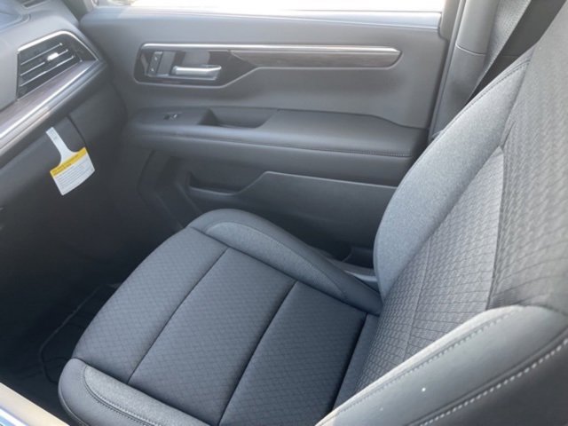 2025 Chevrolet Tahoe LS photo 15