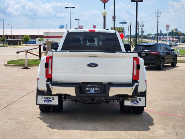 2025 Ford F-350 Lariat photo 6