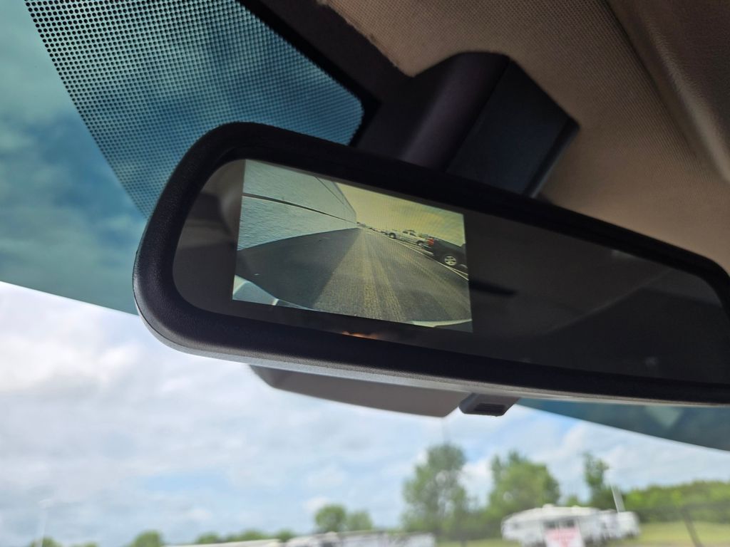 2022 Chevrolet Express Cargo photo 17