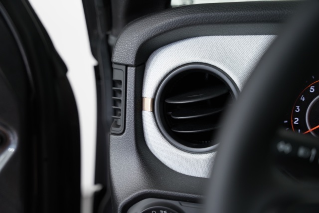 2025 Jeep Wrangler Sport S photo 17