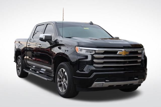 2023 Chevrolet Silverado 1500 High Country's photo