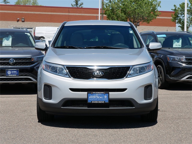 Used 2015 Kia Sorento LX with VIN 5XYKT3A68FG626256 for sale in Inver Grove Heights, Minnesota
