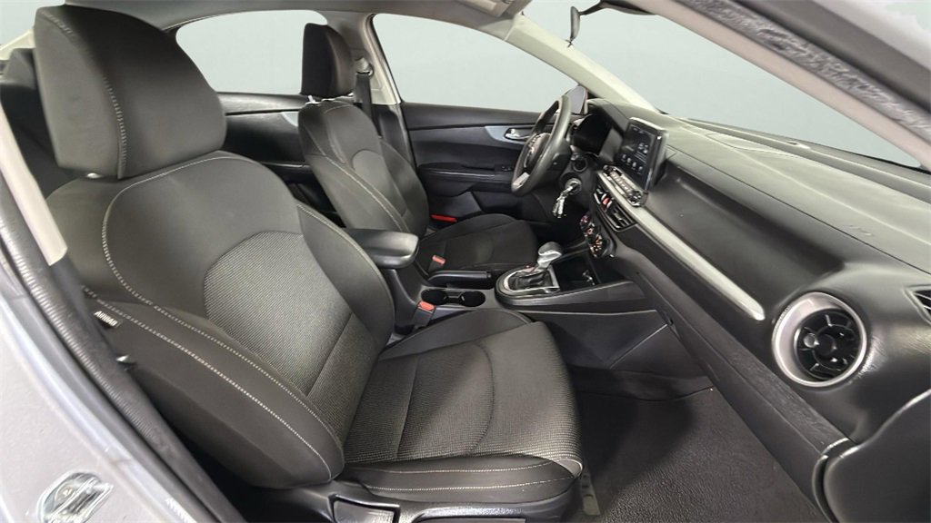 2021 Kia Forte LXS photo 25